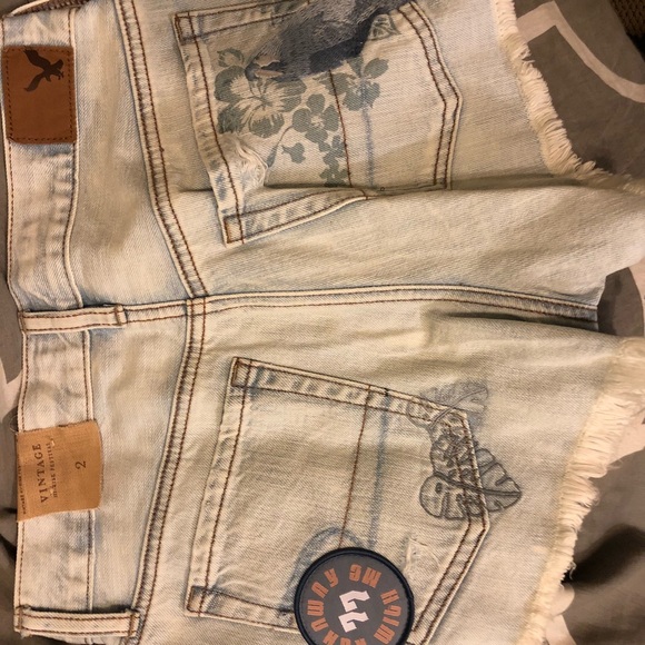 American Eagle Jean Shorts - Picture 2 of 3